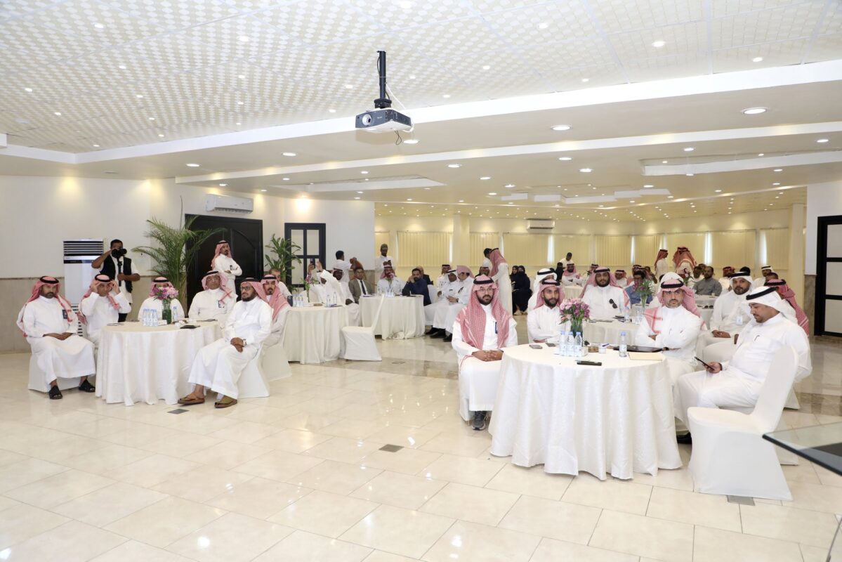 غرفة ينبع تنظم لقاءا تعريفيا لاستعرض خدمات شركة فلك وخططها التشغيلية وفرص تطوير خدمات النقل البحري عبر ميناء ينبع بالتعاون مع ميناء الملك فهد الصناعي بينبع
